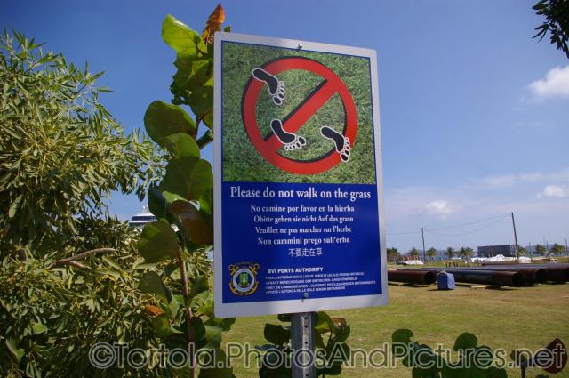 Please Do Not Walk on Grass sign in Tortola.jpg
